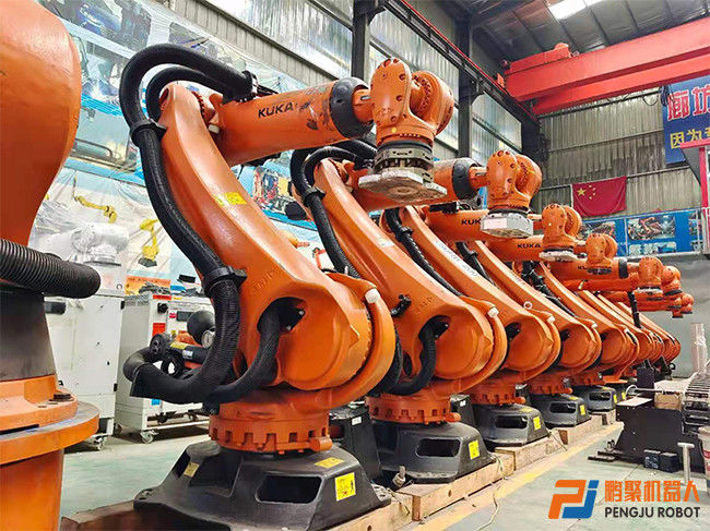 KUKA KR210 R2700 โรบอต C4 เพิ่มเติม ใหม่และใช้งานได้ โป๊ทเวลด, พรีสบริการ, พาเลติซิ่ง, การบรรทุกและการปล่อยของ