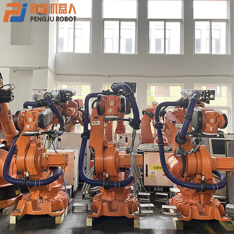 หุ่นยนต์ ABB ที่ใช้ในอุตสาหกรรม ABB6640-235 / 2.55 สำหรับการจัดการแท่นวางสินค้าแบบจุดเชื่อม