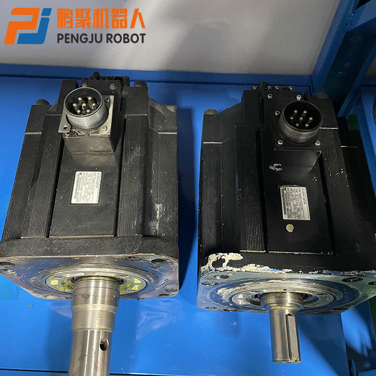 มือสอง Yaskawa 3700W เซอร์โวมอเตอร์ SGMRS-37A2A-YR11 นำเข้าต้นฉบับ