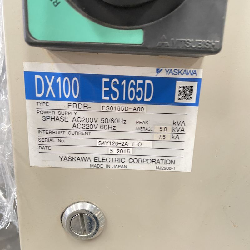 Yaskawa ES165D หุ่นยนต์มือสอง การเชื่อมอัตโนมัติ หุ่นยนต์หกแกน เครื่องปั๊มหุ่นยนต์ yaskawa