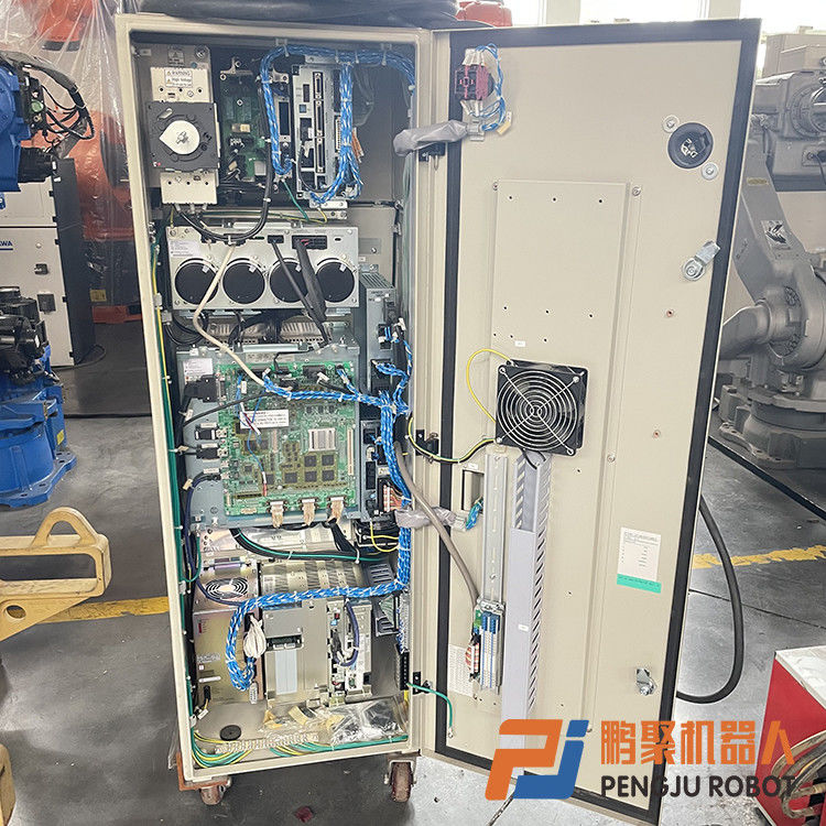 Yaskawa ES165D Robotic Factory Arm การเชื่อมอัตโนมัติ 6 Axis Arc Welding Manipulator