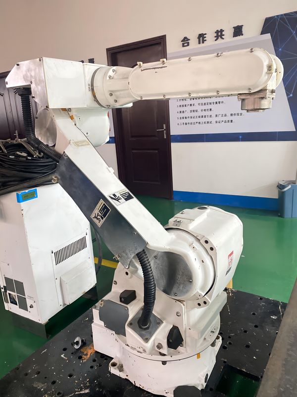 XRC ใช้หุ่นยนต์มือ 20 กิโลกรัม Yaskawa CR20 หุ่นยนต์ห้องสะอาด หุ่นยนต์การจัดการวัสดุ หุ่นยนต์เลือกและวาง