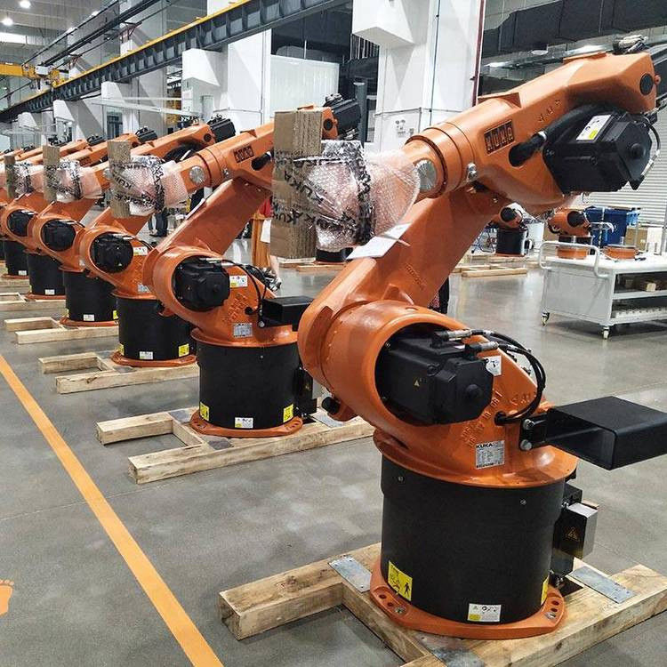 Kuka KR60 หกแกนอัตโนมัติโหลดและยกเลิกการโหลดส่วนต่อขยายแขนหุ่นยนต์ 2033 มม. โหลด 60 กก