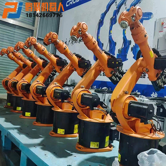 16 กิโลกรัม โรบอต Kuka ที่ใช้แล้วที่มีการจัดอันดับความปลอดภัย IP65 โรบอตรับมือวัสดุ โรบอตปั่น MIG