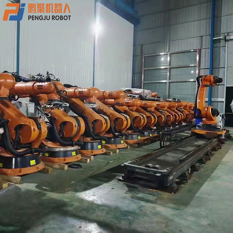 KUKA KR210-2 การปั่นจุด, การปั่นพิมพ์, การทําพัลเลติก, การบรรจุและการปลดของชิ้นส่วน, การแปรรูป, การจัดการของชิ้นส่วน