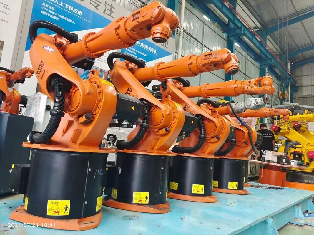 หุ่นยนต์ KUKA มีให้พร้อมกับภาระที่ติดตั้งบนเพดาน 16 กิโลกรัม ความซ้ําได้ ±0.1 มม หุ่นยนต์ KR16L6