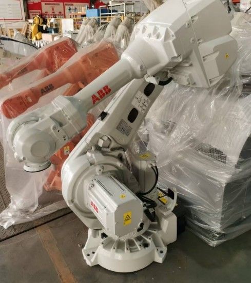 IRB 4600-60/2.05 IRC5 เครื่องควบคุมใช้ ABB โรบอต 6 แกน แขนหุ่นยนต์ 2050 มม ระยะทางมีความน่าเชื่อถือและมีประสิทธิภาพสูง