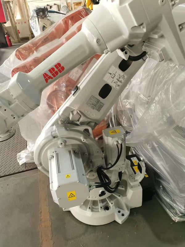 IRB 4600-60/2.05 IRC5 เครื่องควบคุมใช้ ABB โรบอต 6 แกน แขนหุ่นยนต์ 2050 มม ระยะทางมีความน่าเชื่อถือและมีประสิทธิภาพสูง