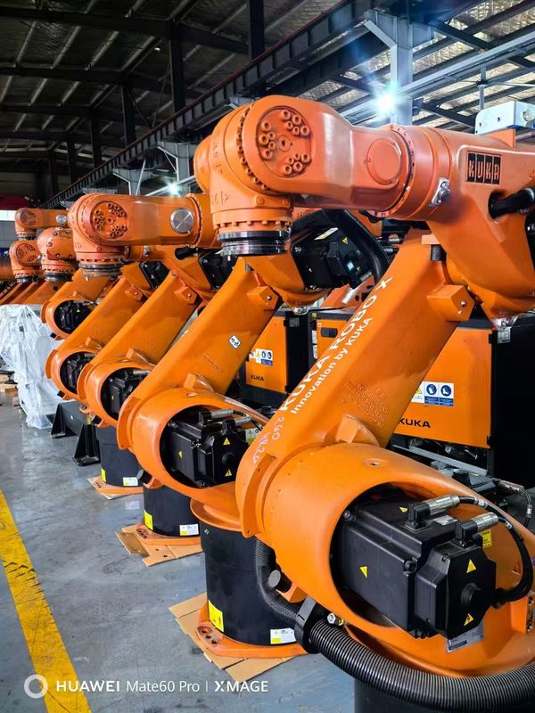 รวมเครื่องควบคุม KRC4 หุ่นยนต์ KUKA ที่ใช้ KR60-3 หนัก 60 กิโลกรัม 2033 มม