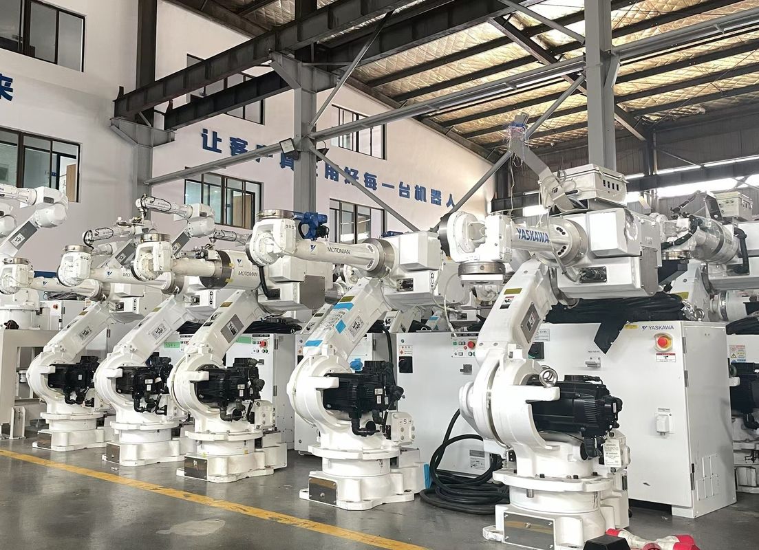 2061mm Reach CR50 XRC 50kg โมโตแมน อาร์ค โรบอตการปั่นสําหรับการปั่นและการบรรทุก / ถอนชิ้นส่วน