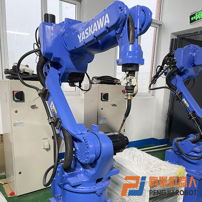 MA1400 Yaskawa แขนหุ่นยนต์ฉีด น้ําหนักเบาคล้าย Kuka แขนหุ่นยนต์ที่มีเครื่องตั้งตําแหน่ง