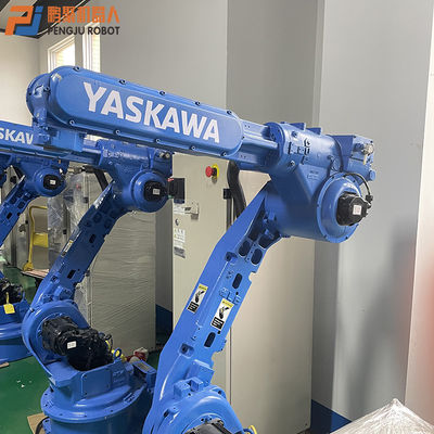 Yaskawa ใช้ชุดประกอบหุ่นยนต์อุตสาหกรรมอัตโนมัติกำลังขนถ่ายหุ่นยนต์ประกบ 5 แกน