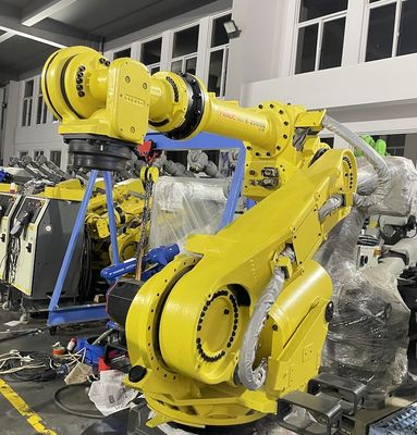 Fanuc R-2000iB-210F เครื่องสอดสัดจุด ปรับปาเลติซิ่ง โหลดและปลดหุ่นยนต์ การทํางาน