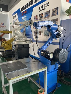 หุ่นยนต์เชื่อมอาร์ค Yaskawa MA1440 มือสอง รับน้ำหนักได้ 6 กก