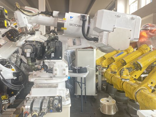 หุ่นยนต์ยกและวางพาเลท Yaskawa มือสอง CR50