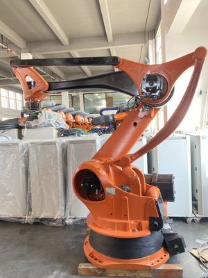 KUKA KR100-2 PA ติดตั้งหุ่นยนต์วางพาเลทบนพื้นสี่แกน