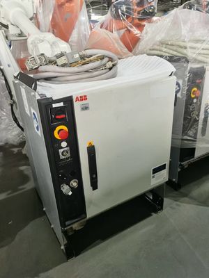 ABB IRB 4600-40/2.55 หุ่นยนต์ 2550 มิลลิเมตร กระจายน้ําหนัก 40 กิโลกรัม IP 67 สามารถปรับปรุงได้สําหรับอัตโนมัติที่หลากหลาย