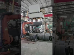 KUKA KR210 R2700 หุ่นยนต์อุตสาหกรรมเชิงเส้น 6 แกน หุ่นยนต์สายการประกอบ