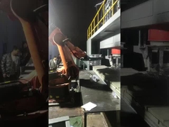 หุ่นยนต์ 6 แกนแนวตั้งที่ใช้แล้ว Yaskawa MS165 หุ่นยนต์พ่นสี